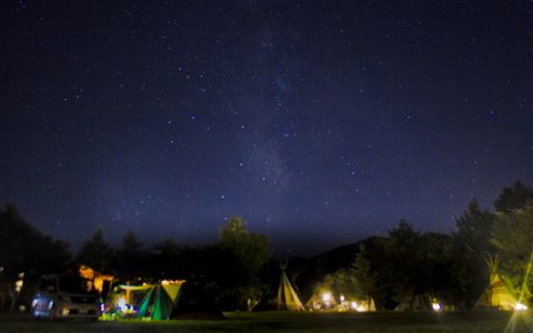 「森と星空のキャンプヴィレッジ」でグランピング体験