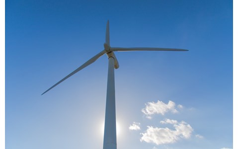 風力発電の風車っていくらするの？ 大きさは？