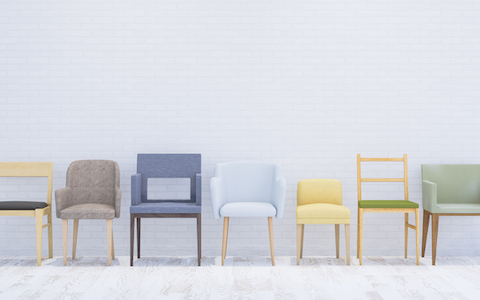 デザイナー・佐藤オオキが“人生で唯一買った椅子”