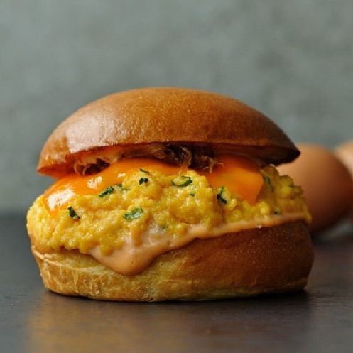  LA発「究極のエッグサンド」が楽しめる卵料理専門店！新宿にオープン