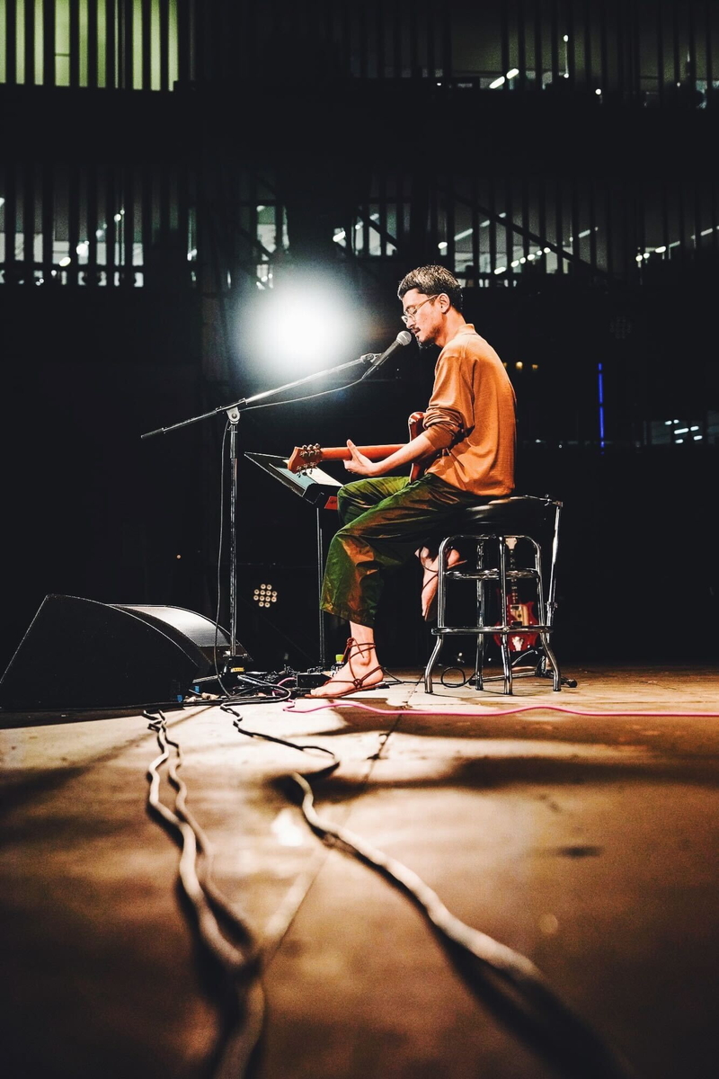 長岡亮介が六本木ヒルズでライブ! 写真をお届け【TOKYO M.A.P.S Nagaoka Ryosuke EDITION】