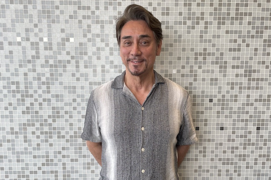 “本物の人間と見間違うほど”の品質で大ヒット! クリス・ペプラーが見た「ABBAの没入型エンタメ」