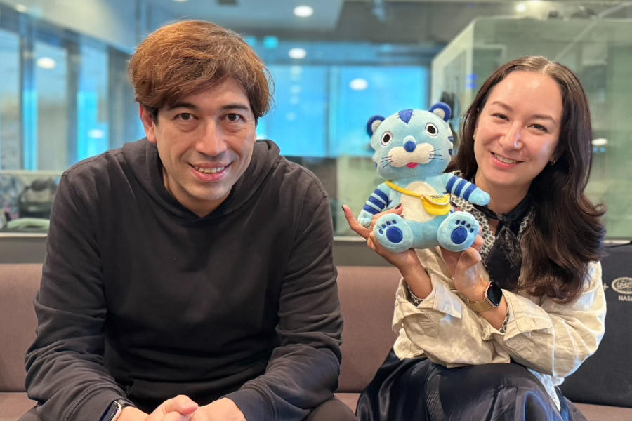 「大人用おしゃぶり」が中国で話題に! 月に2,000個以上売れるケースも…専門家の意見は?