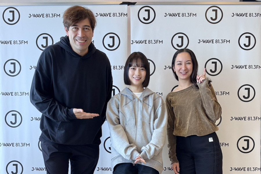 TOMOOの印象的な歌詞は、どう生まれる？ “頭の中”を本人に聞いた