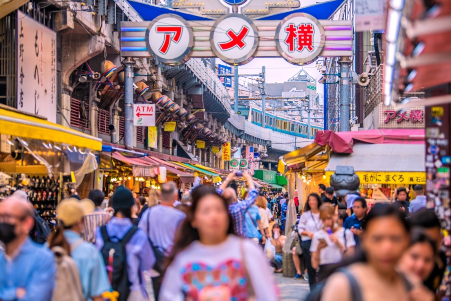 老舗の洋食にとんかつ…美食の街として知られる東京・上野の魅力 全国を旅する作家が語る