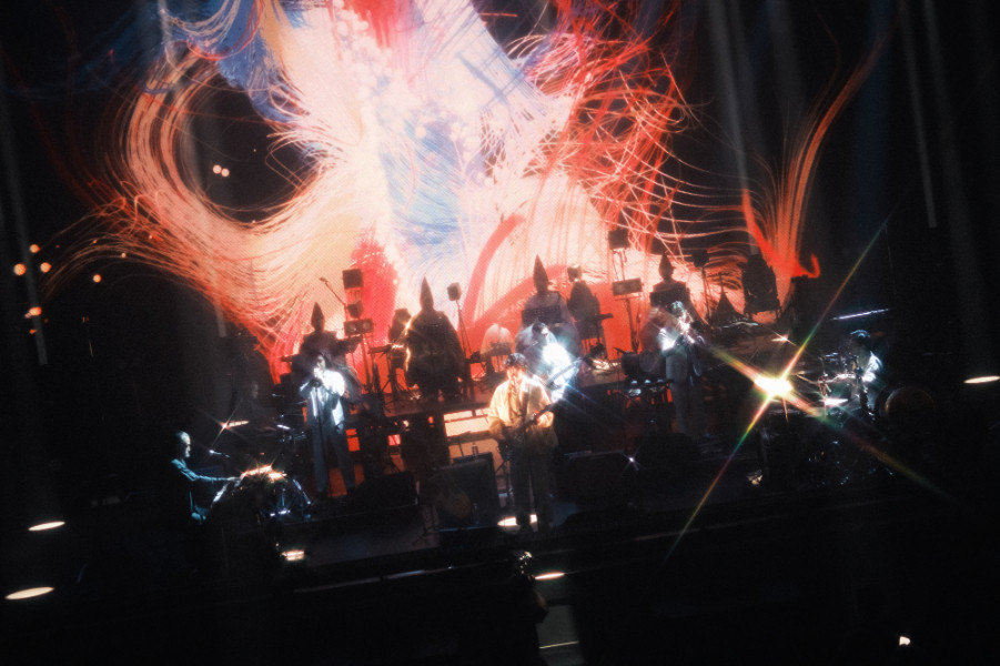 ROTH BART BARONが雅楽と描いた音楽の新境地。石田多朗との初共演で「開門音楽祭」フィナーレを飾る