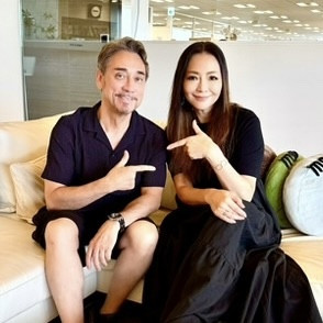 シティポップの女王・杏里「とにかくクリスは声がよかった」、40年来の旧友・クリス・ペプラーとの出会いを振り返る