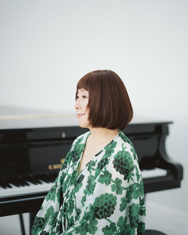 矢野顕子「好きなデザイン」はステージで履く靴。「未来永劫に残してほしい。少なくとも私のために（笑）」 