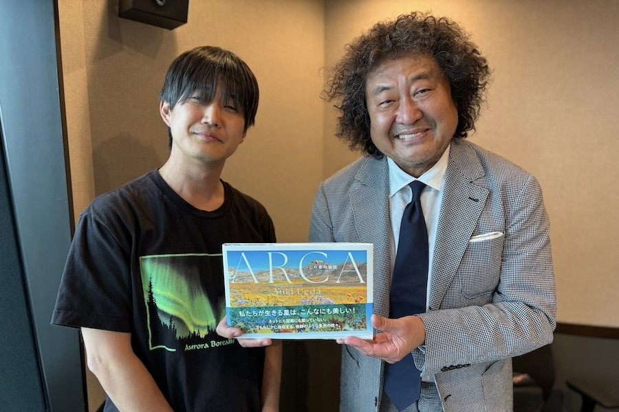 ウユニ塩湖で「雨乞いダンス」写真家・上田優紀の過酷すぎる40日ソロキャンプ