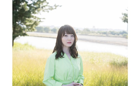 声優 花澤香菜が幸せを感じる瞬間は を選んでいるとき J Wave News
