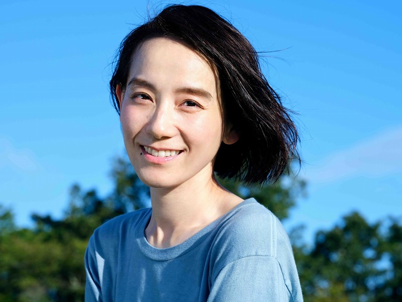 篠原ともえの感性が育まれたのは、青春を過ごした「多摩エリア」の