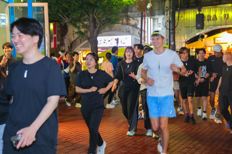 20260925_hoka_sub11.jpg