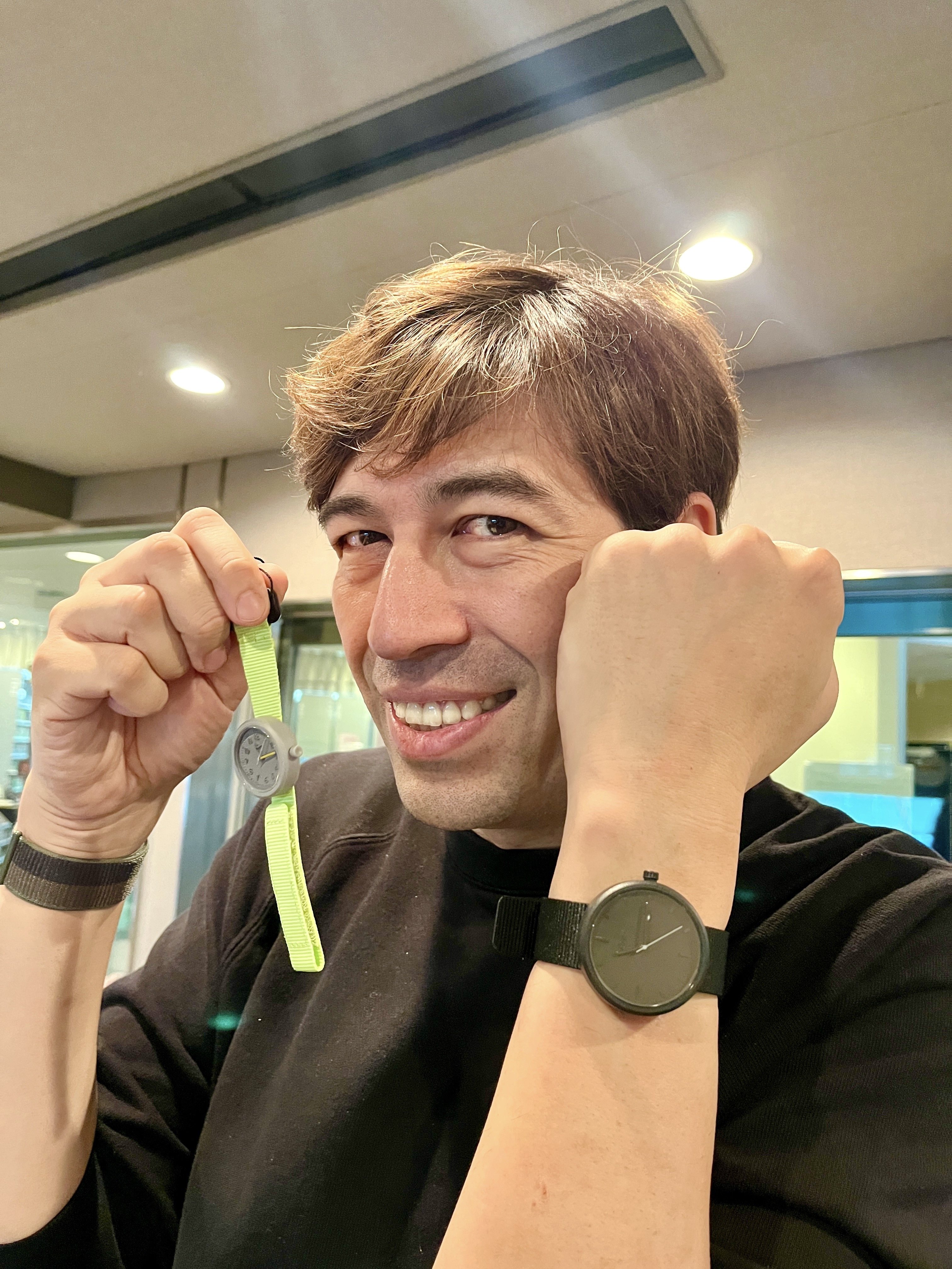 時計 YOT WATCH 子どものおもちゃが腕時計に変身！ 親子で使えて、環境を考える
