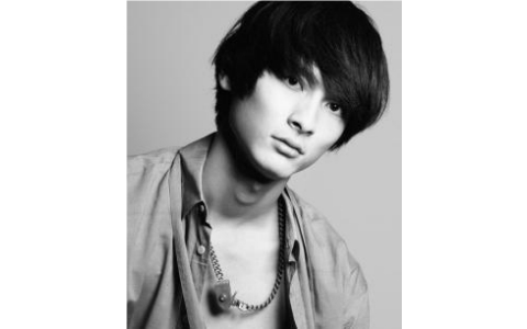 高良健吾　デビュー2005年〜　ファンクラブ限定など まとめ売り 高良健吾 デビュー2005年〜 ファンクラブ限定など まとめ売り NNA2rM79