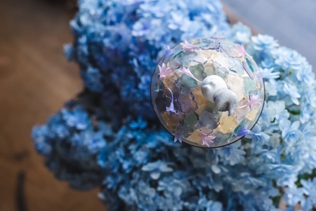 本物の紫陽花に乗った 美しすぎるパフェ 都内のおすすめ店をスペシャリストが紹介 J Wave News 本物の紫陽花に乗った 美しすぎるパフェ 都内のおすすめ店をスペシャリストが紹介 J Wave News