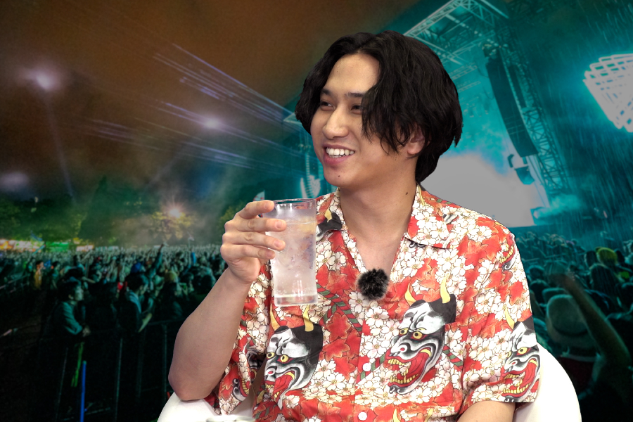 マカロニえんぴつ・はっとり、「フジロックでの着ぐるみ仕事」を明かす