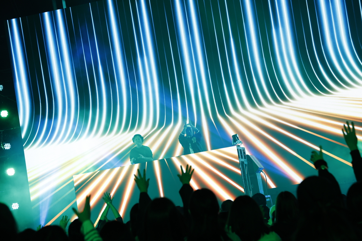 石野卓球×KEN ISHII （Classic Techno B2B Set）のライブ写真