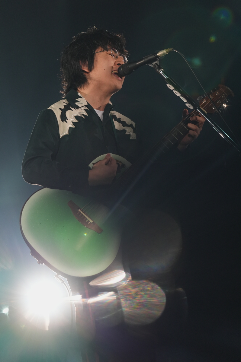 崎山蒼志が「ギタージャンボリー2024」でライブ！【フォトレポート